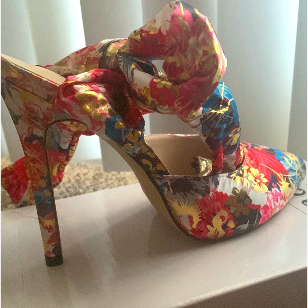 Floral Bow Accent High Heels - Pink Multi